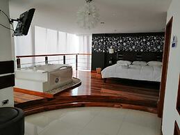 Hotel Torre De Cristal