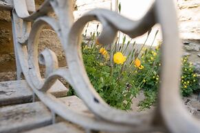 Stunning 2 Bed Cottage in Fordwells