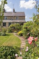 Stunning 2 Bed Cottage in Fordwells