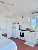 Coralito Bay Suites & Villas