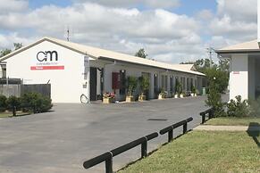 Collinsville Motel