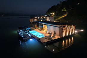 Z9 Resort