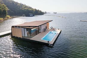 Z9 Resort