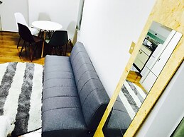 Local Gion Apartment
