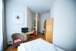 Hotel Robert Mayer