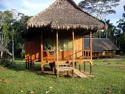 Huitoto Lake Lodge