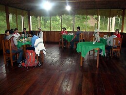 Huitoto Lake Lodge