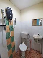 OYO 89819 Raz Hotel Kelulut