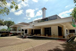 Hotel Rio Asri Reborn
