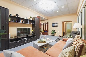 GM Apartment Leontievskii 6 bld 2