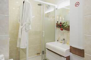 GM Apartment Leontievskii 6 bld 2