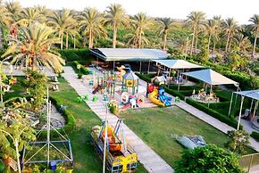 Green Desert Hotel