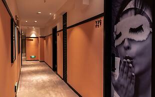 LIA HOTEL