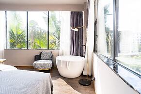 LIA HOTEL