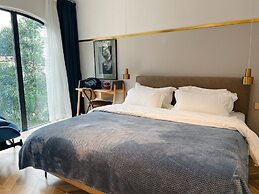 LIA HOTEL
