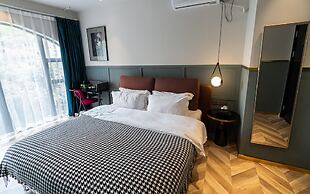 LIA HOTEL