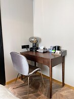LIA HOTEL