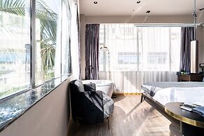 LIA HOTEL
