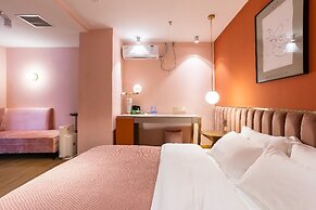 LIA HOTEL
