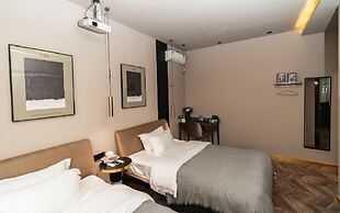 LIA HOTEL