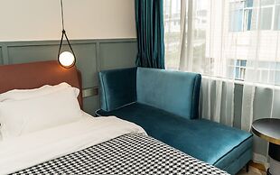 LIA HOTEL
