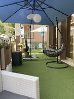 Noah Beach Hotel