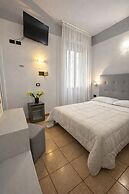 Noah Beach Hotel