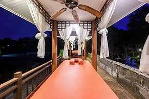 Thai Modern Resort & Spa