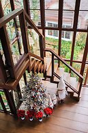 Thai Modern Resort & Spa