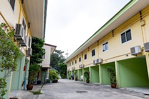 Tonrak Apartment
