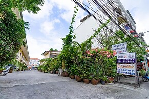 Tonrak Apartment