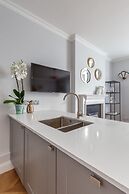 Beautiful 2 Bedroom Garden flat