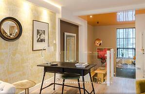 Neon Dream Playfull 2 bedroom