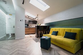Guest House 16-8