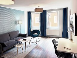 Nurban Apartments GoHo