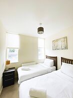 Golden Heights 7