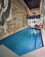 Ahava Hotel