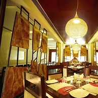 Hotel Regency Square