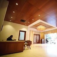 Hotel Regency Square