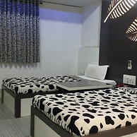 Hotel Decent