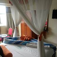 Royal Palm Hotel And Suites