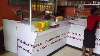 Royal Palm Hotel And Suites