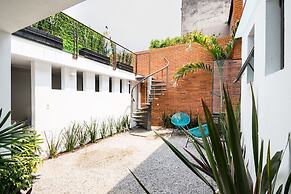 JUUB Colorful, Studio in New Polanco District