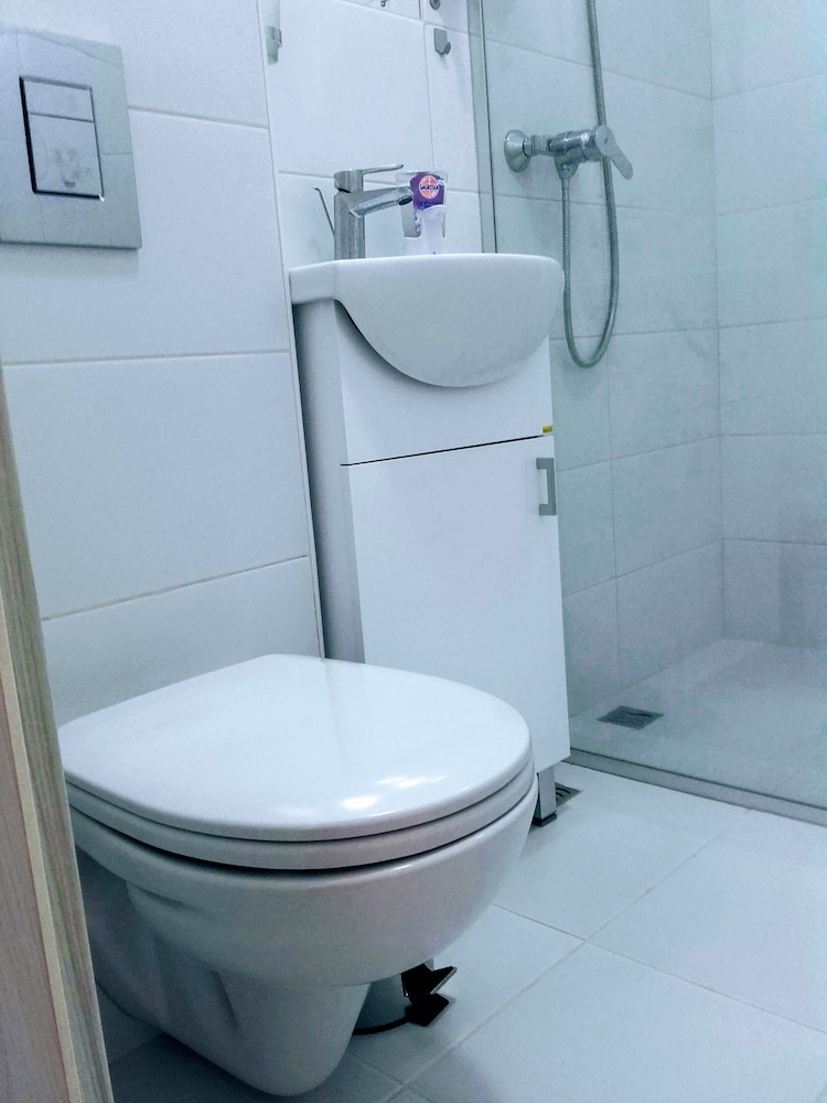 Guest house Djonovic