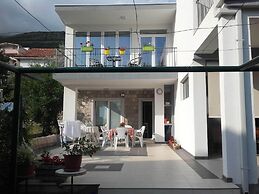 Guest house Djonovic