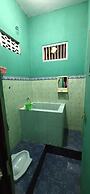 Sutrisno Homestay - Hostel