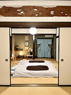 Mitsuba House