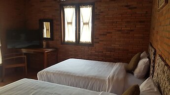 Villa Makcik Yogyakarta