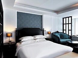 Glory Boutique Suite