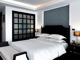 Glory Boutique Suite